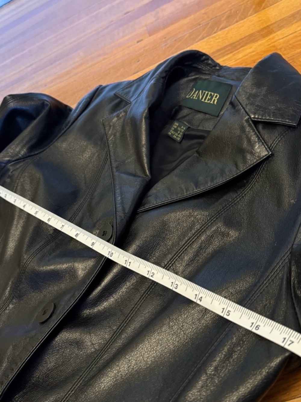 Danier Leather Button-Front Jacket - Picture 10 of 10